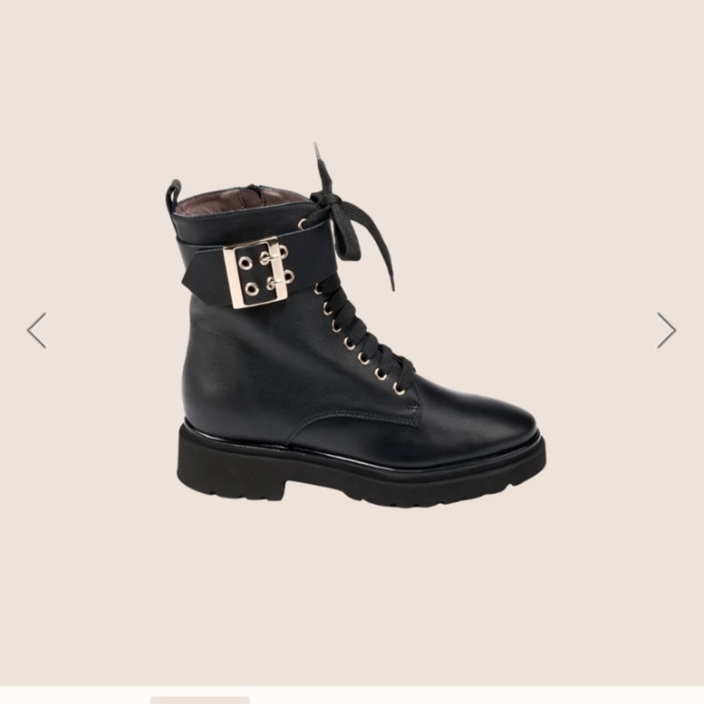 Selling basically brand new A. Soliani boots. Worn twice. $250 - Picture 5 of 9